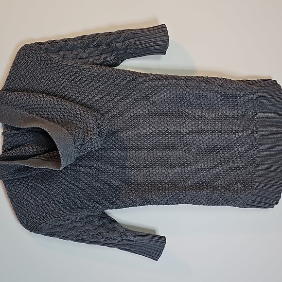 Guess Medium Gray Cable Knit Women's Sweater - Picture 4 of 8